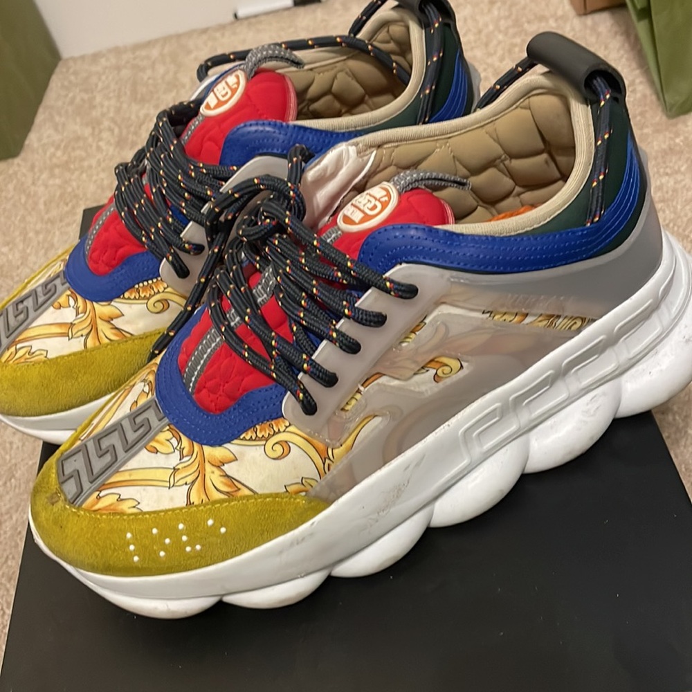 Just throwing these out to here to see if it’s any interest. No box.